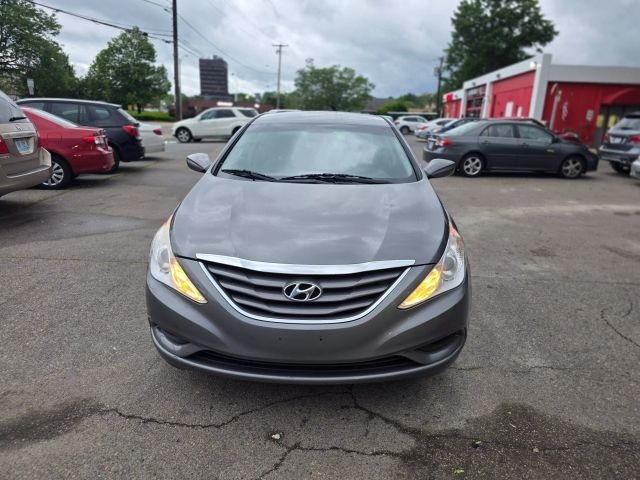 2012 HYUNDAI Sonata