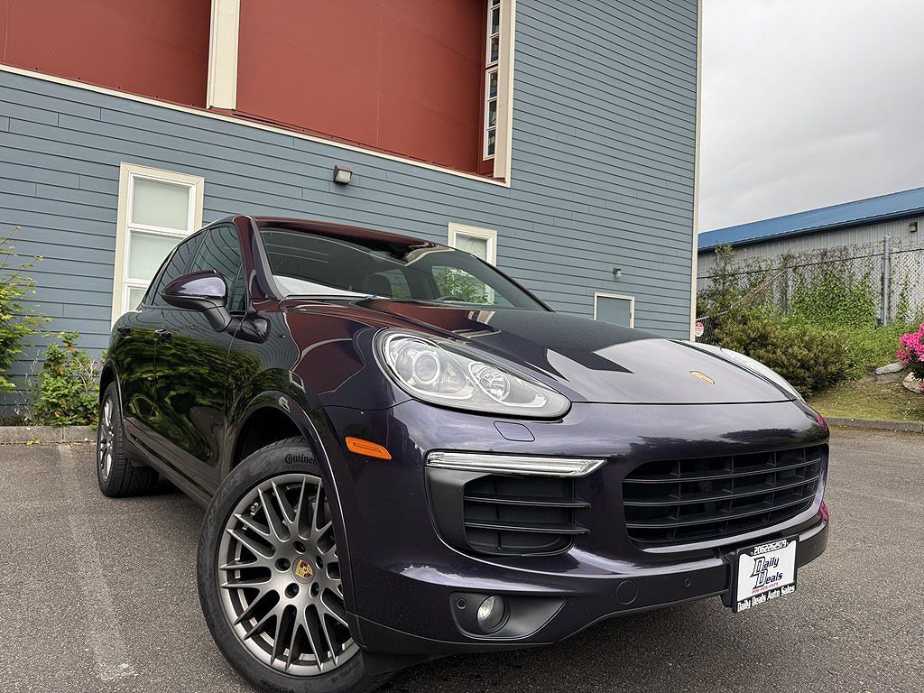 2017 PORSCHE Cayenne