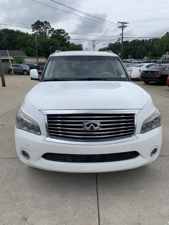 Infiniti QX56
