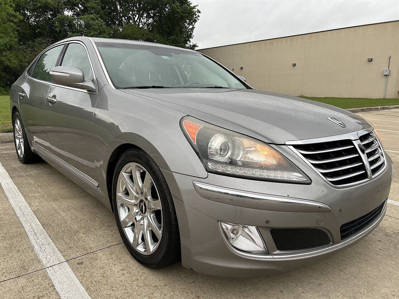 Hyundai Equus
