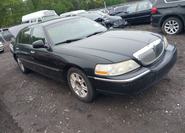 Lincoln Town Car