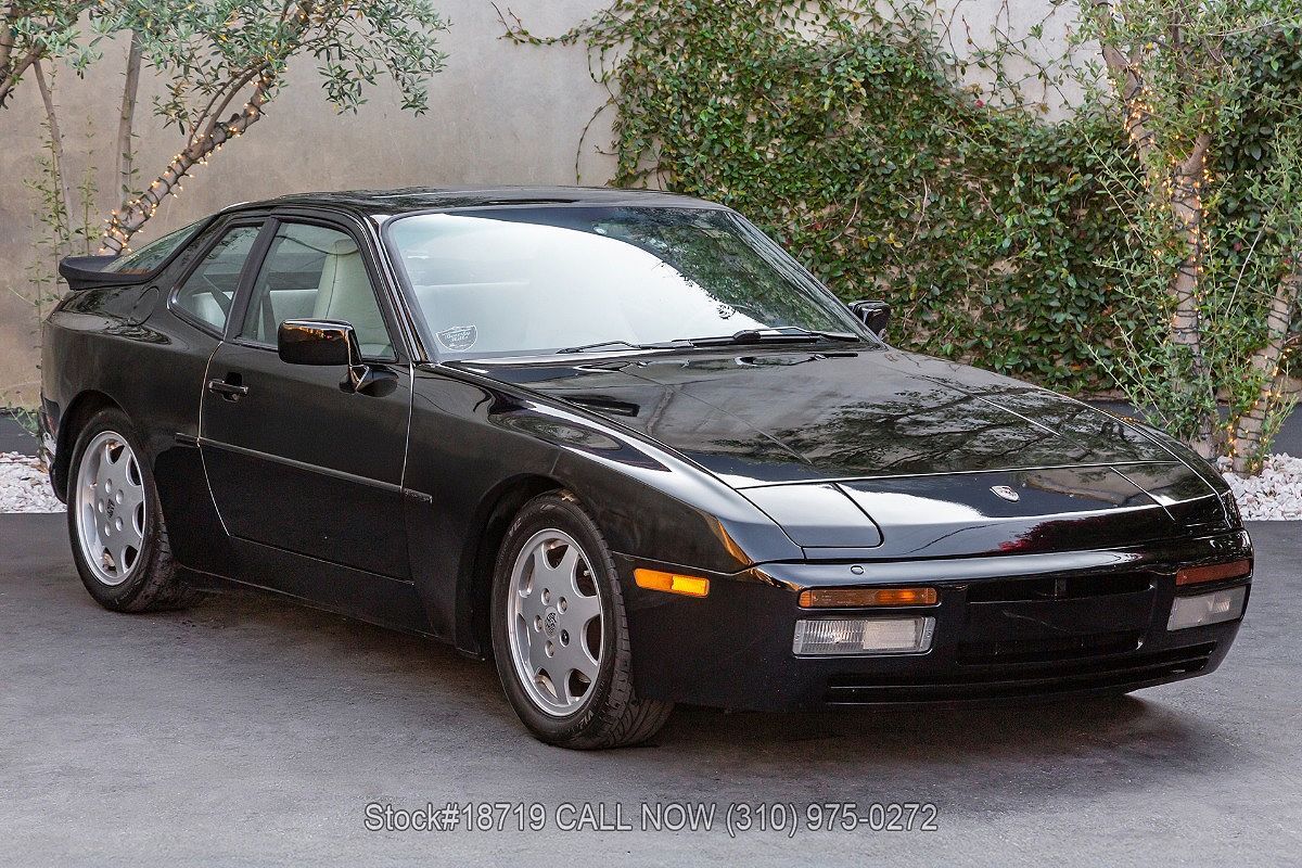 1990 PORSCHE 944