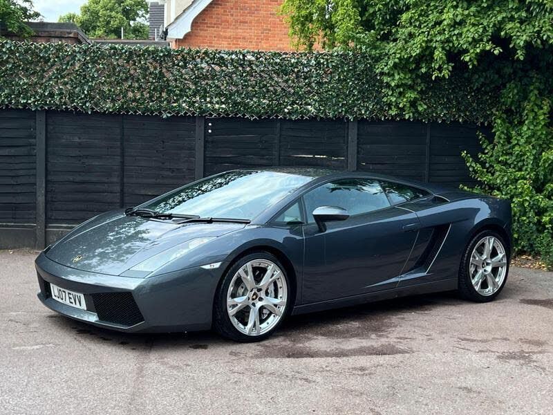 LAMBORGHINI