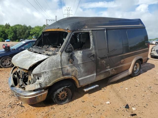 Dodge Ram Van