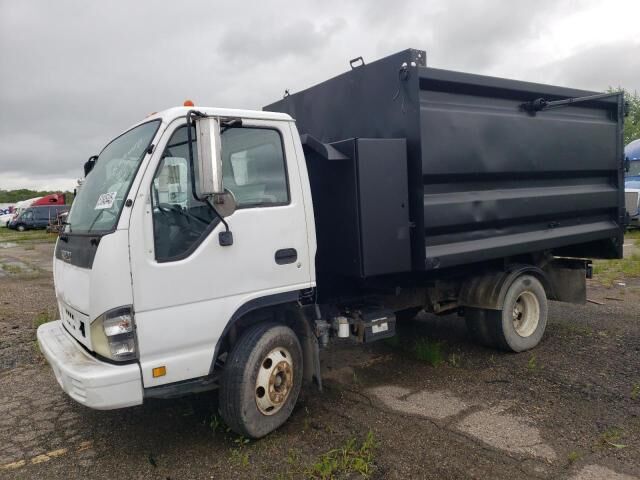 Isuzu NPR