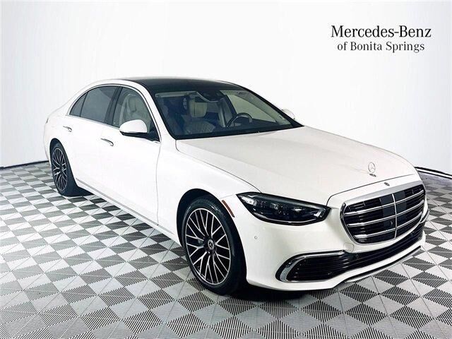 MERCEDES-BENZ