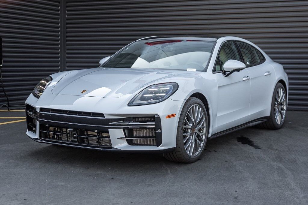 PORSCHE
