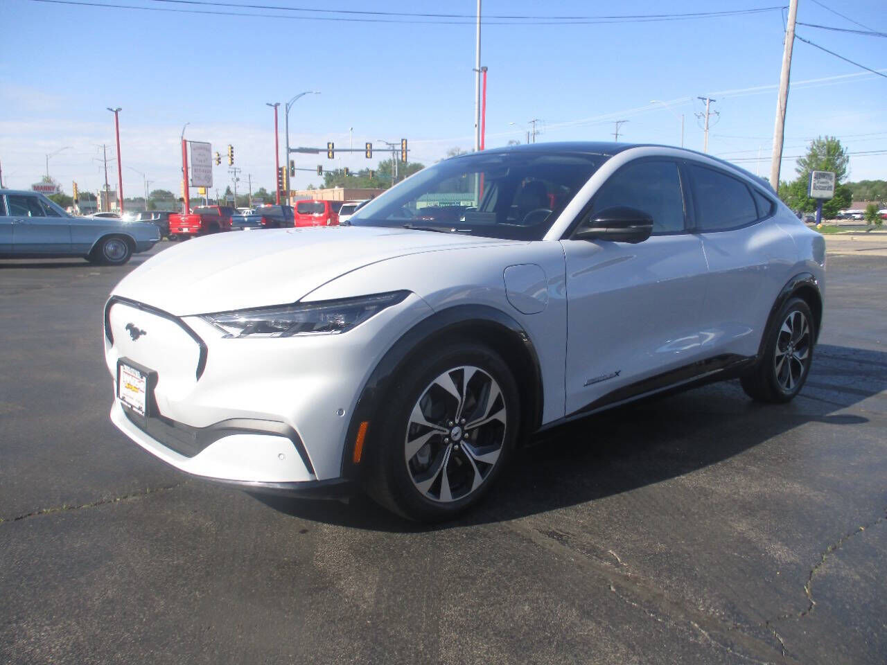 2022 FORD Mach-E