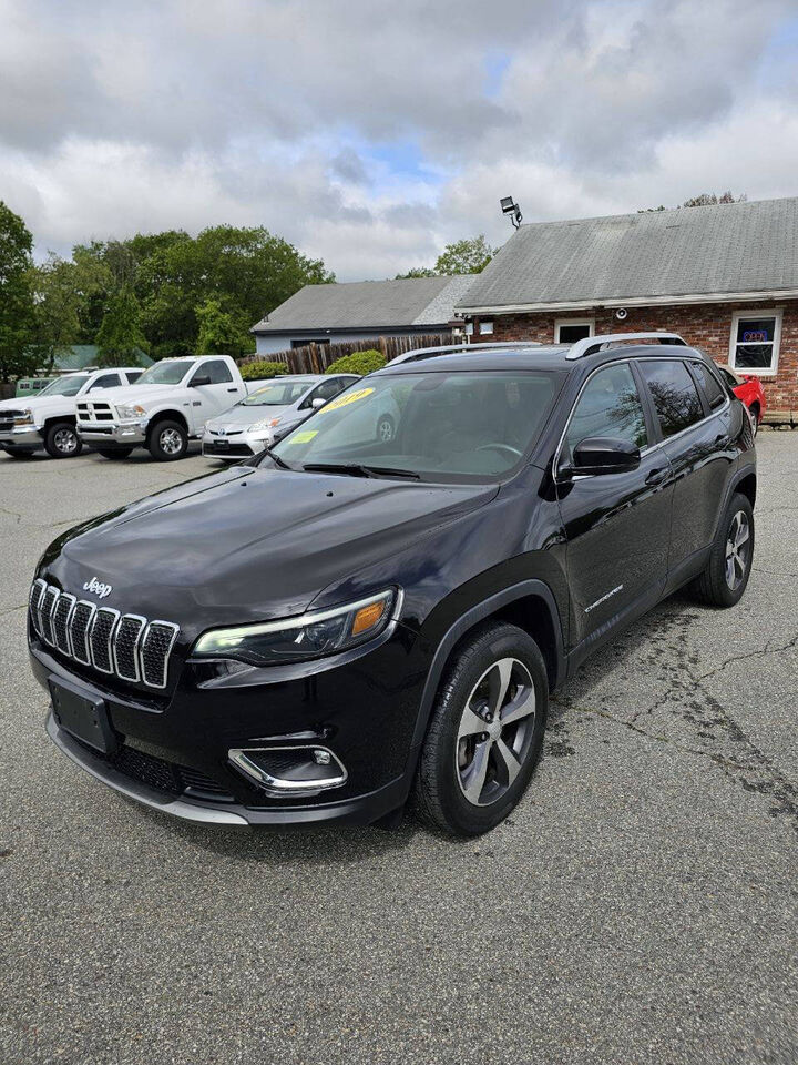 2019 JEEP Cherokee