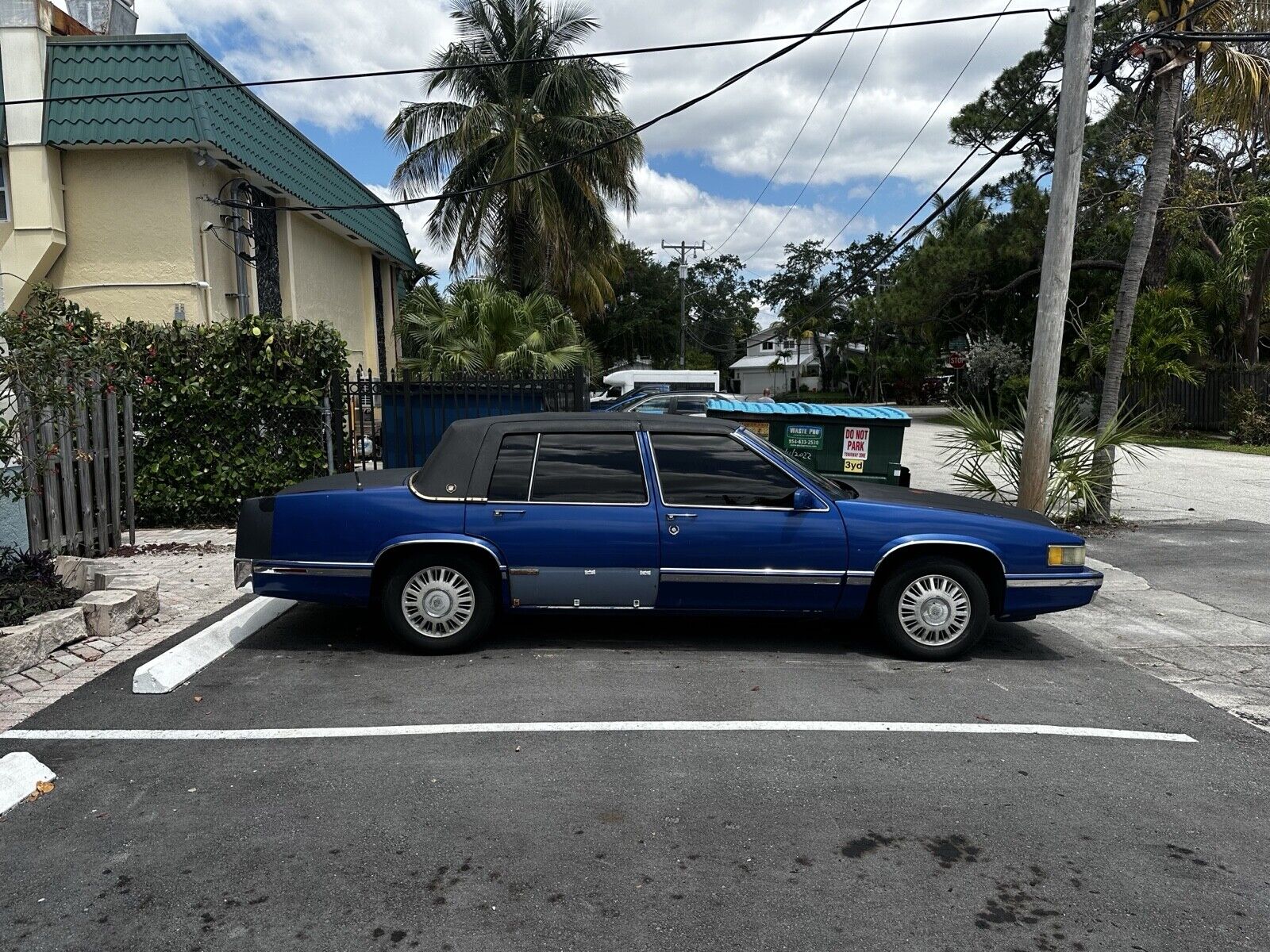 Cadillac Deville