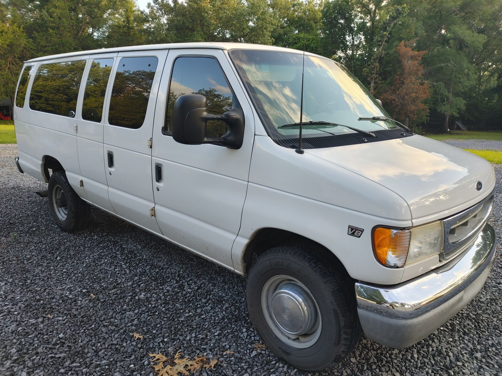 Ford E-350