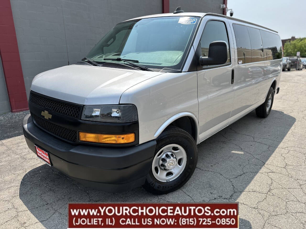 2020 CHEVROLET Express