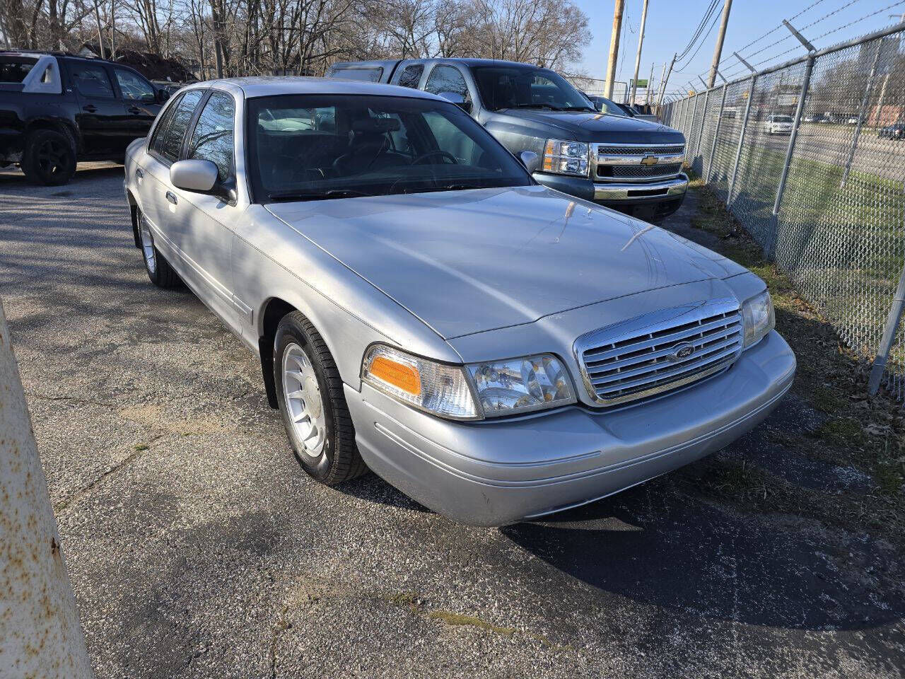 Ford Crown Victoria