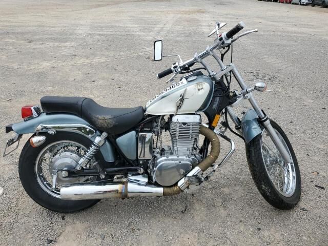 Suzuki LS650L