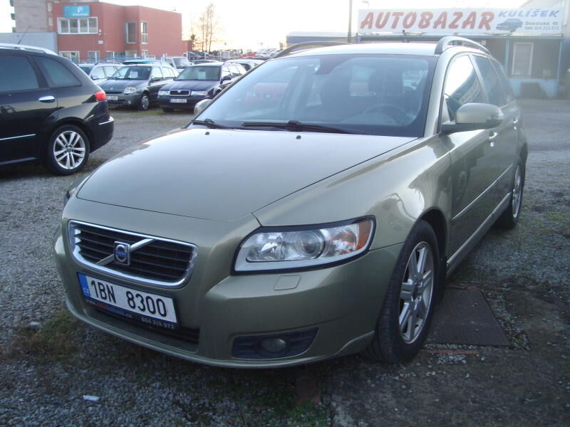 Volvo V50