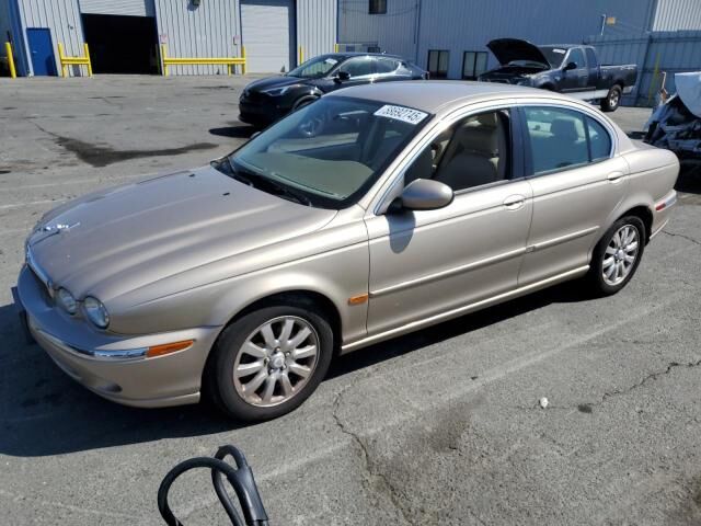 Jaguar X-Type