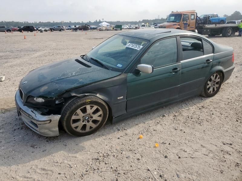 BMW 323i