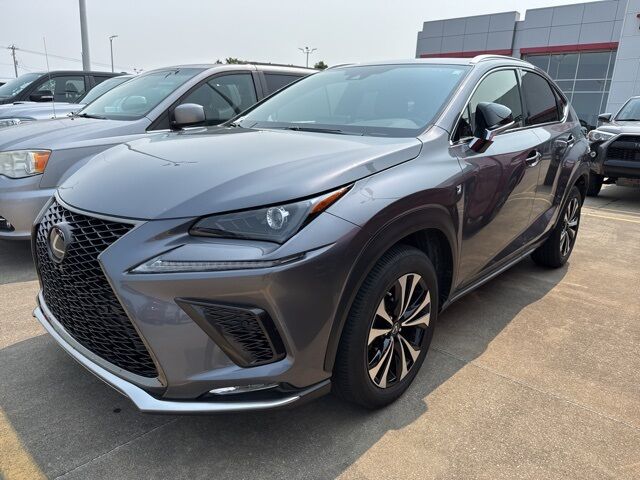 LEXUS