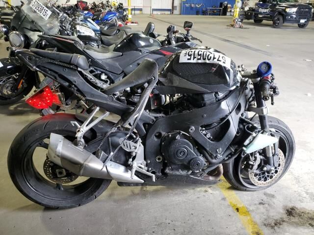 Suzuki GSX-R750
