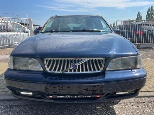 Volvo V70