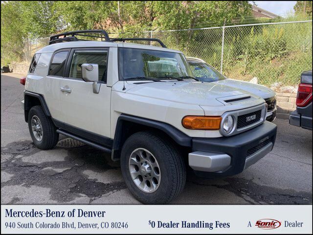 Toyota FJ Cruiser