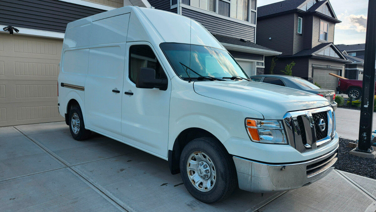 Nissan NV