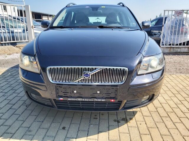 Volvo V50