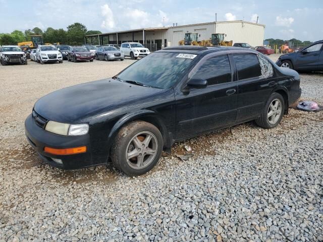 Nissan Maxima