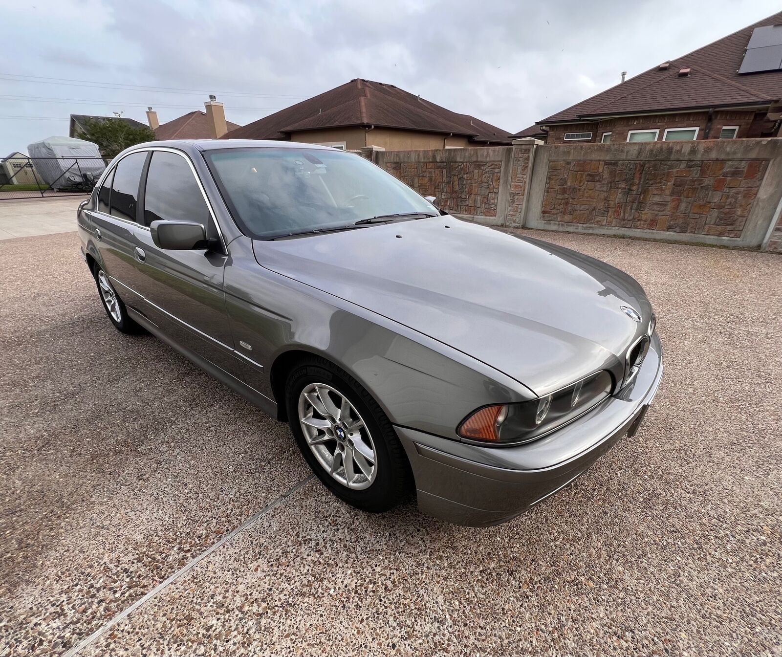BMW 525iA