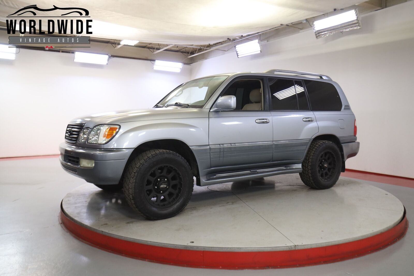 Lexus LX