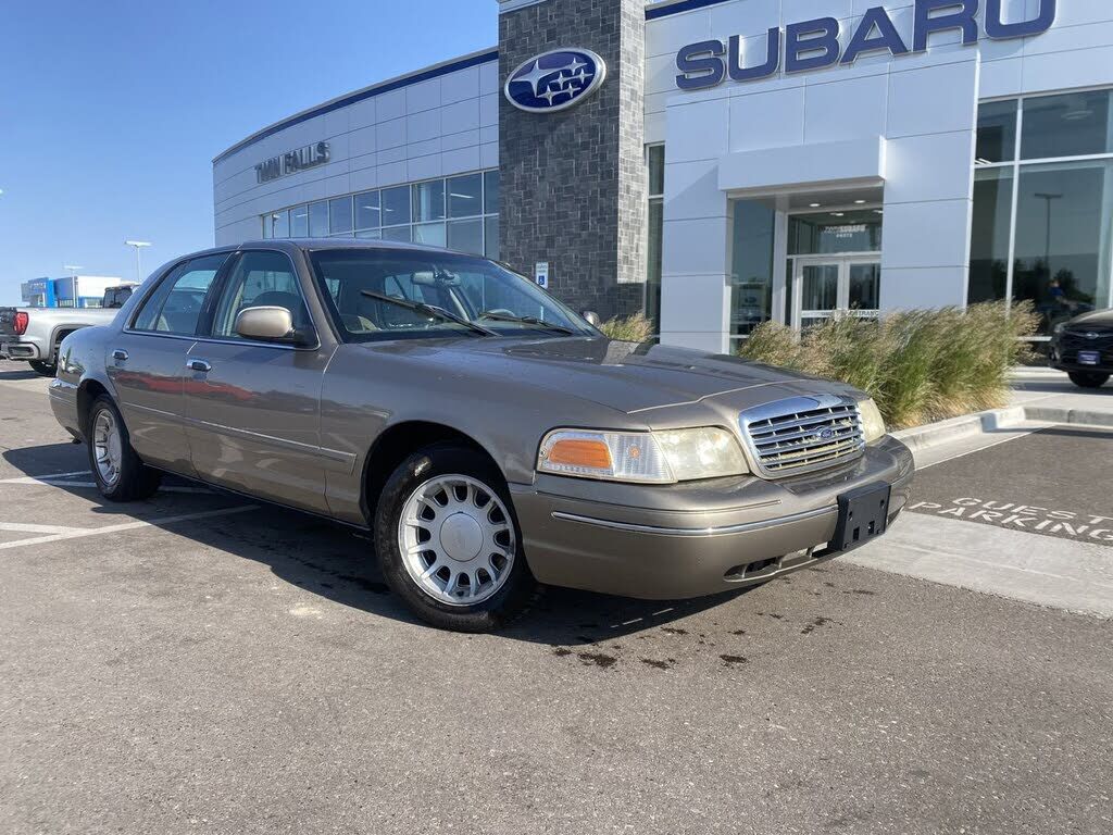 Ford Crown Victoria