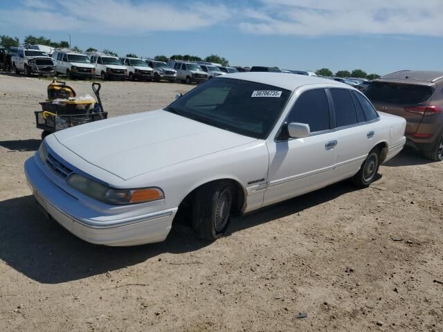 Ford Crown Victoria