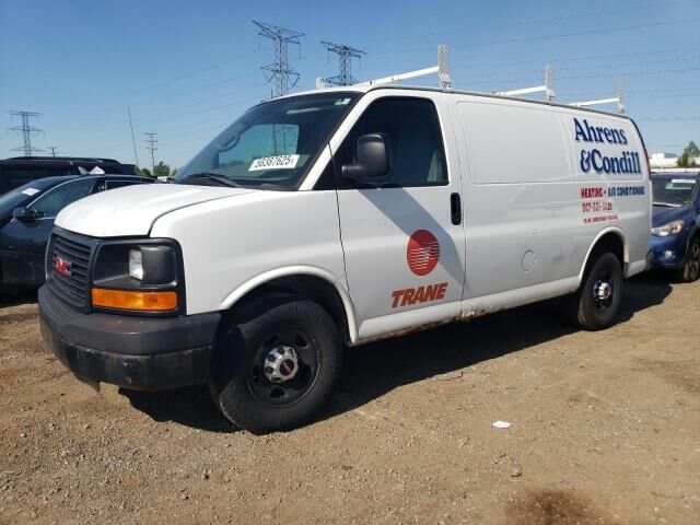 GMC Savana