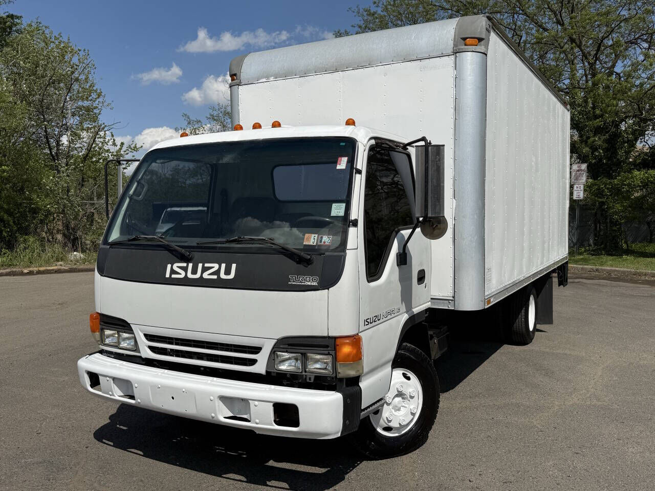 Isuzu NPR/NPR-HD