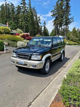Isuzu Trooper