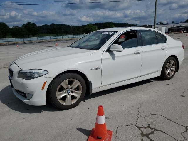BMW 528i
