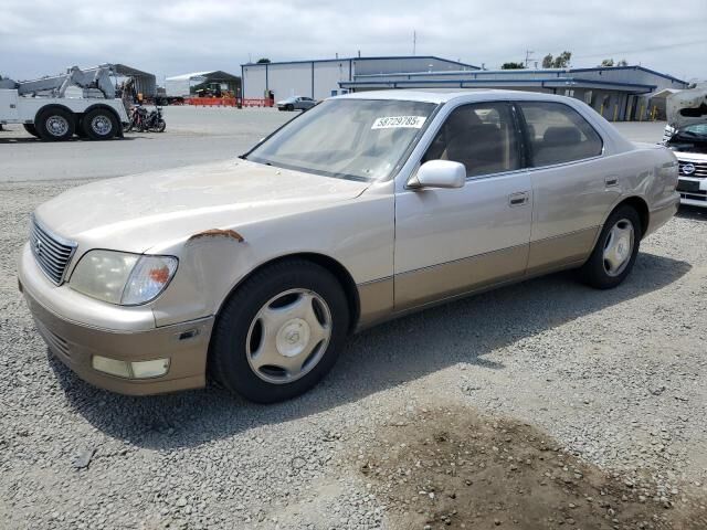 Lexus LS