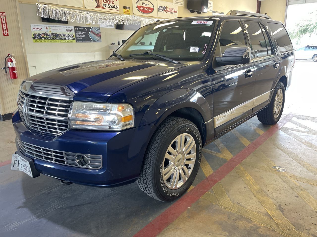Lincoln Navigator