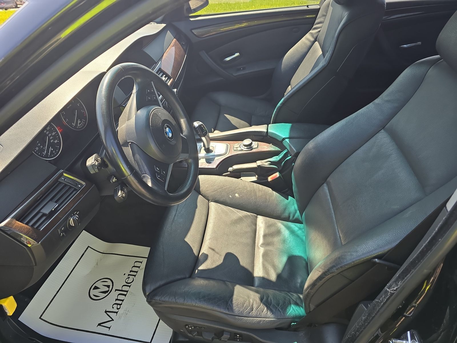 BMW 528i