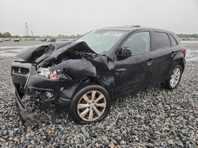 Mitsubishi Outlander Sport