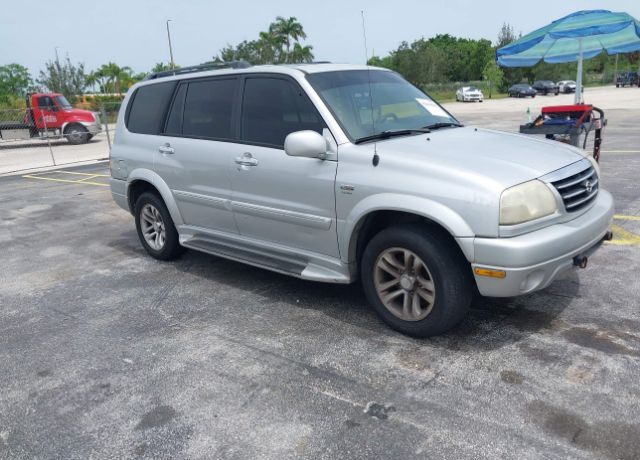 Suzuki XL7