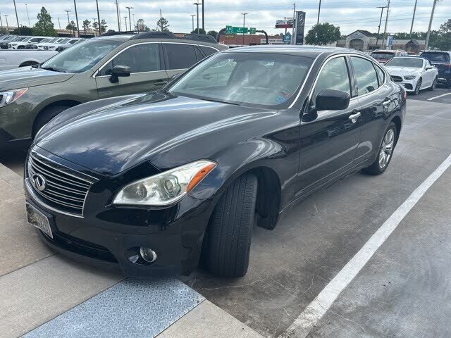 Infiniti M37