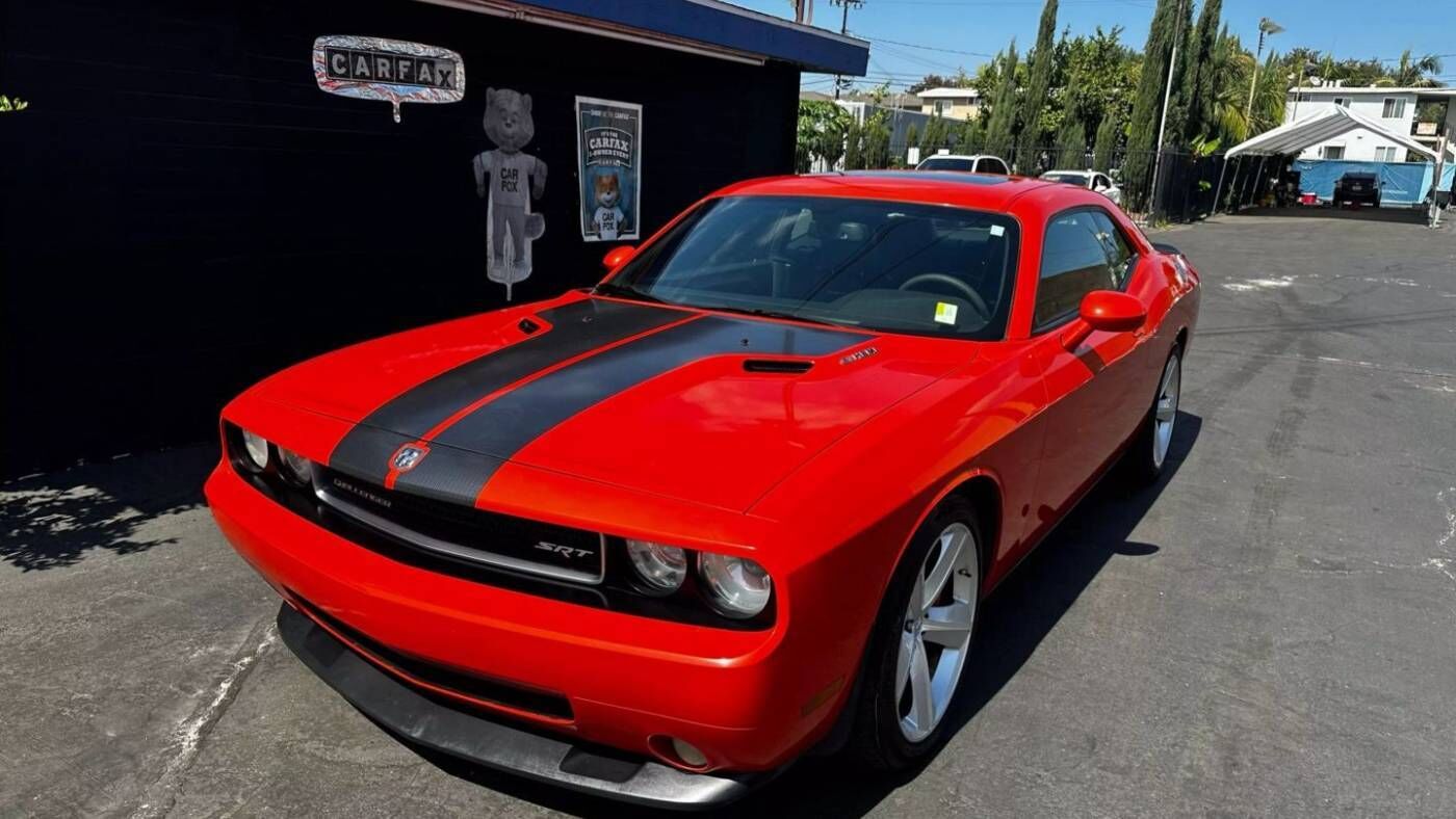 Dodge Challenger