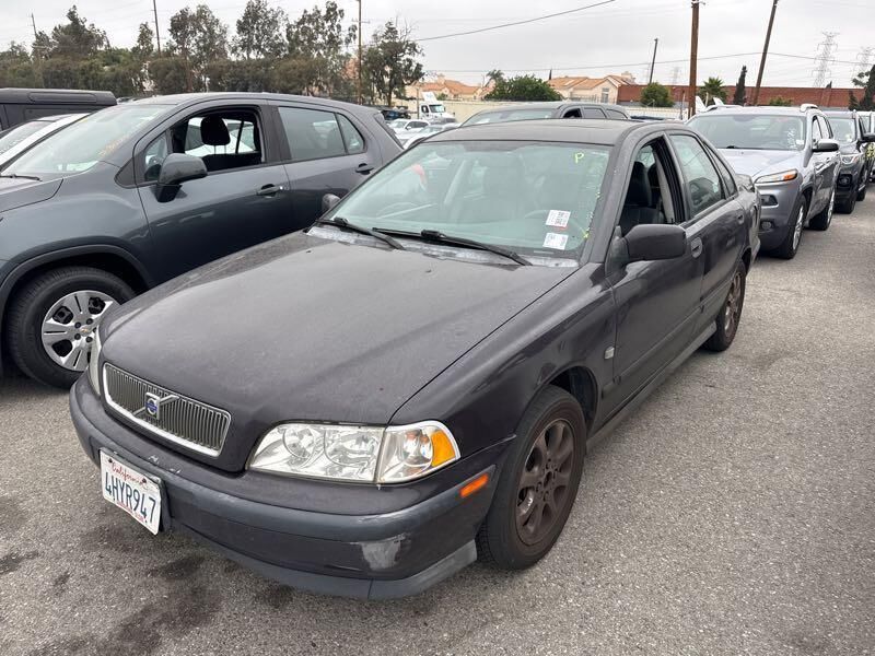 Volvo S40