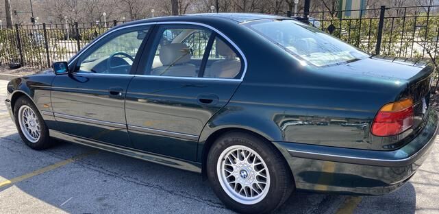 BMW 528i