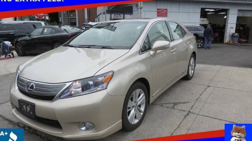 Lexus HS