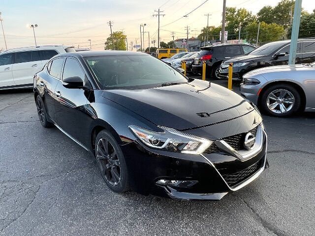 2017 NISSAN Maxima
