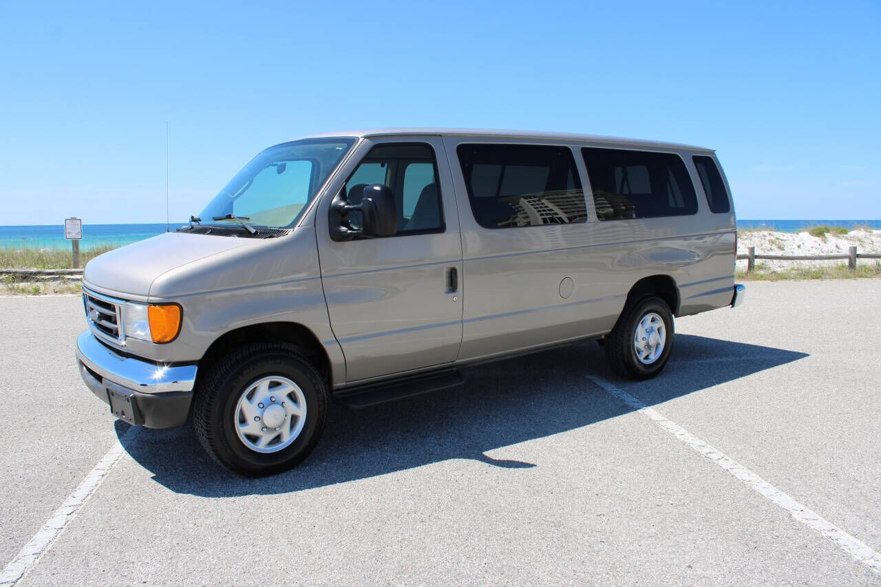 2003 FORD E-350