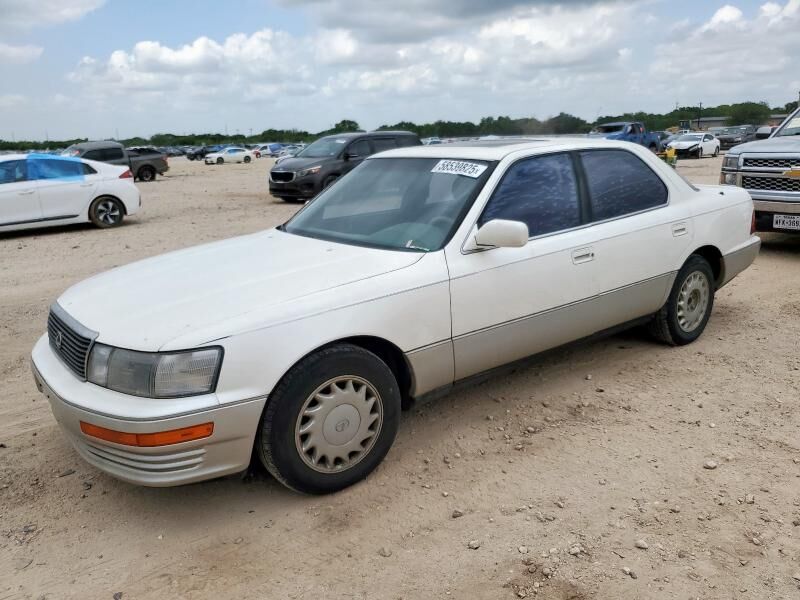 Lexus LS