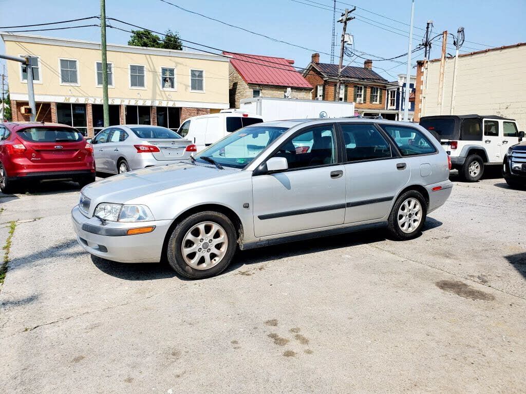 Volvo V40